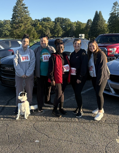 Aeroquip CU Team walking in the Journey to the Farm 5k